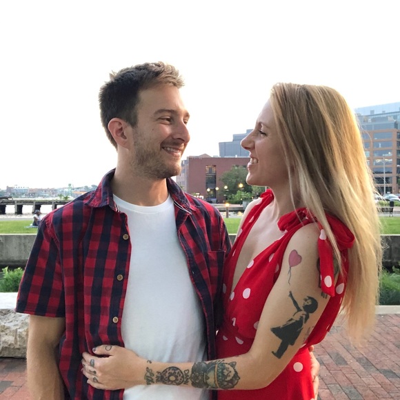 Meet your Posher, Sarah - Picture 3 of 3